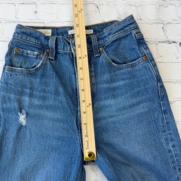Levis Woman’s Classic Blue Premium Jeans Ribcage Straight Ankle Jeans size 25 - Picture 5 of 11